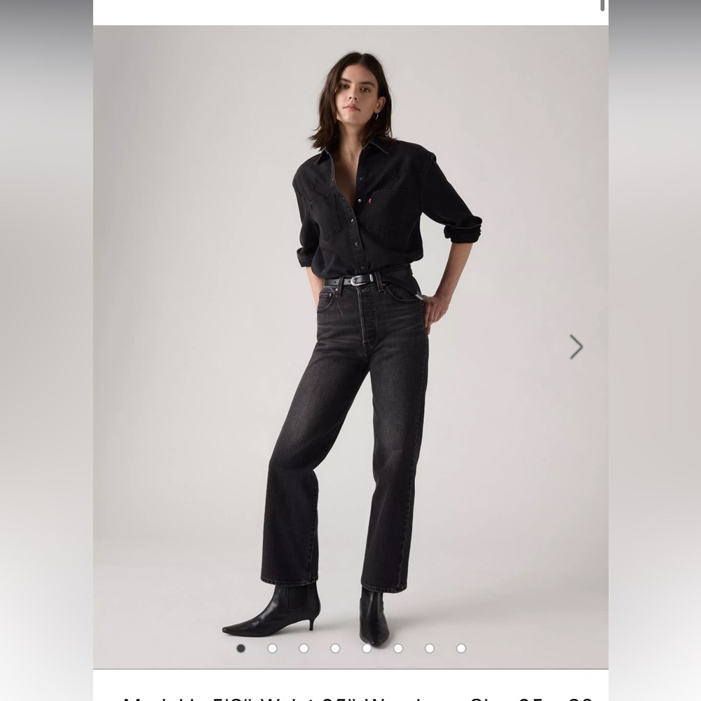 NWT Levi's Black Straight Leg Ribcage Ankle High Rise Jeans Size 28x29